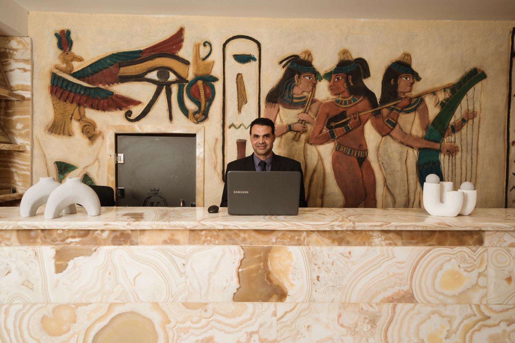 King Pyramids View Hotel Kafret el-Gabal Eksteriør billede