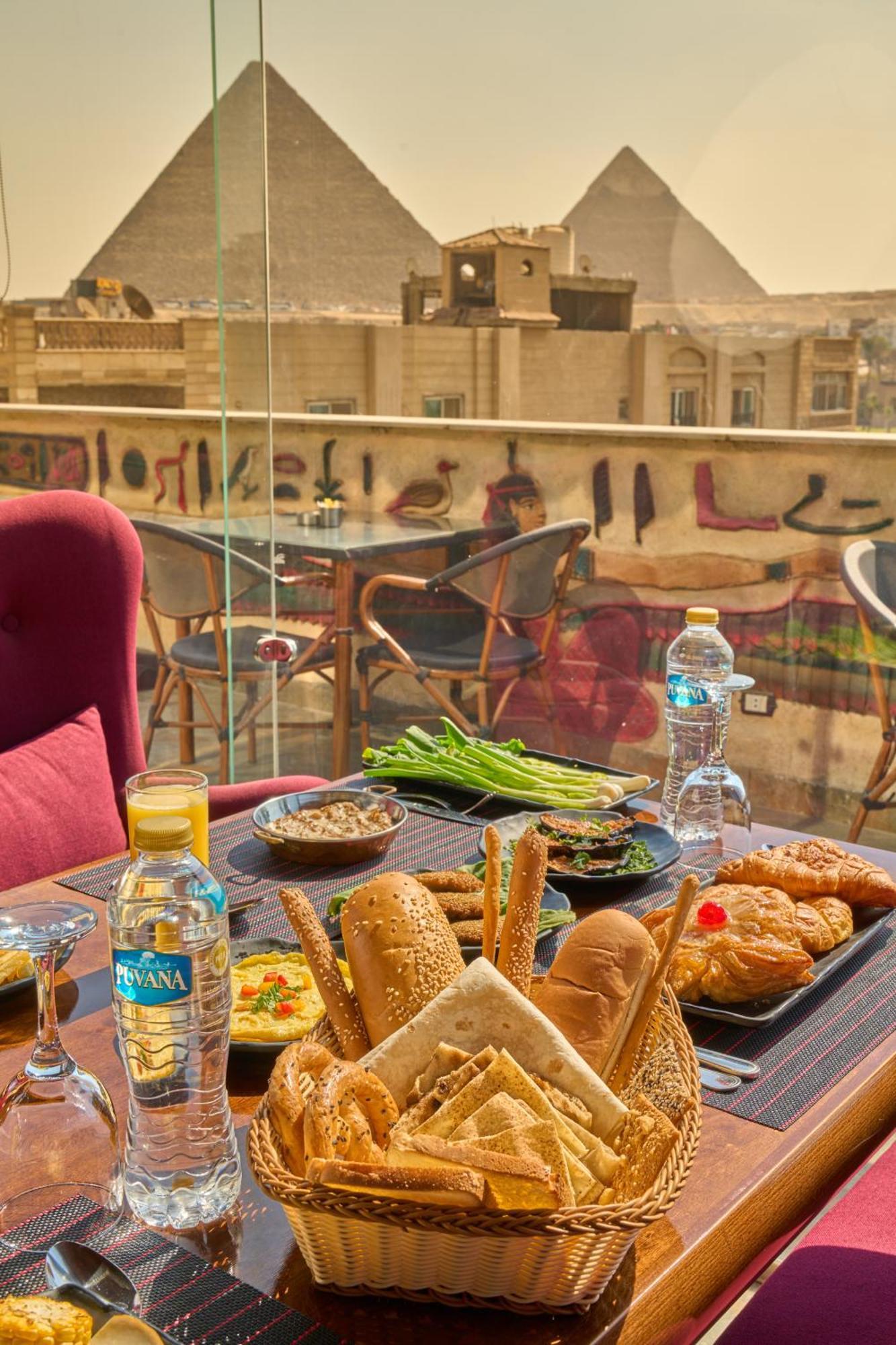 King Pyramids View Hotel Kafret el-Gabal Eksteriør billede